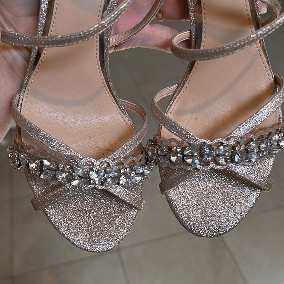 Size 8 Badgley Mischka-gold straps sandals, worn once. - Picture 2 of 7